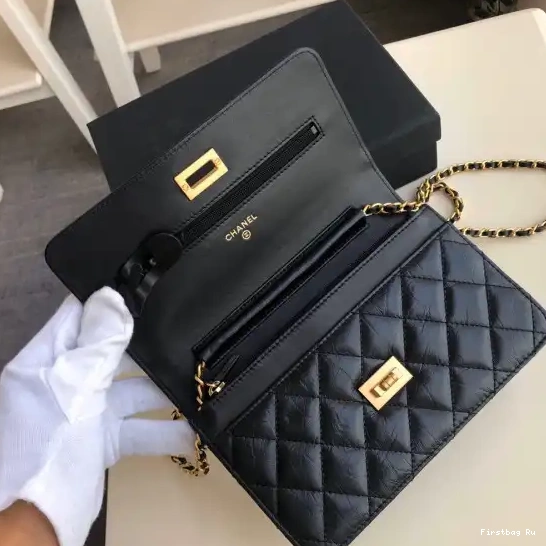 First Bag Ru CHANEL WALLET CHAIN 0602